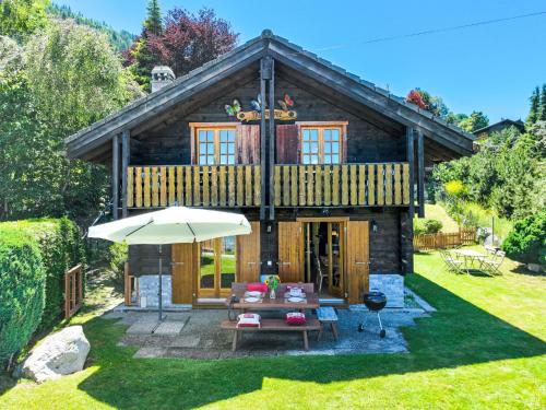 Chalet Mirabeau 8 by Interhome