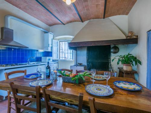 Apartment Tipologia Quadrilocale by Interhome in Talciona