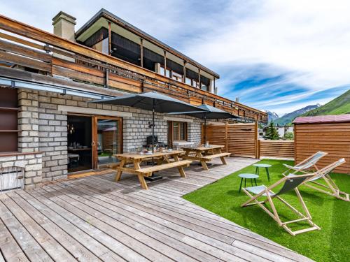 Apartment Le Canvolan-1 by Interhome in ティニュ