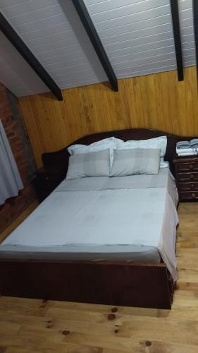 1 double bed