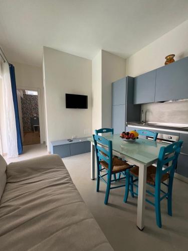 BURMARIA APARTMENT and ROOM with garden and jacuzzi - image 3