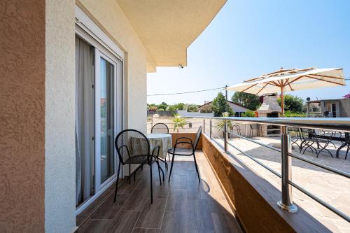 ระเบียง/ชานเรือน, Four Seasons Villa Valentina in ครีโมวิคา