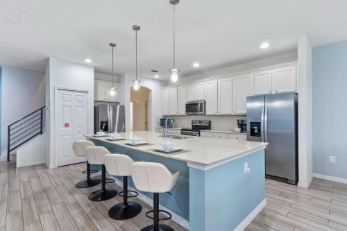 Top Villas - Solterra Resort 934 in Davenport, USA