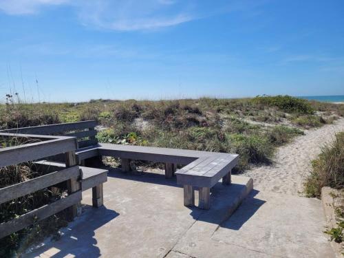 236A Walk to North Beach in Clearwater Beach, USA