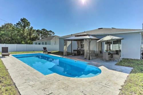 61 Massive 4 bedroom close to the Beach with a pool in Port Saint Lucie, USA