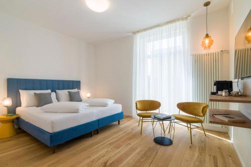 ELECTRIC Rooms & Suites Room Type - Double or Twin Room