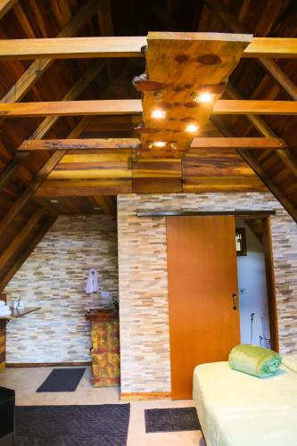 Chalet image 8