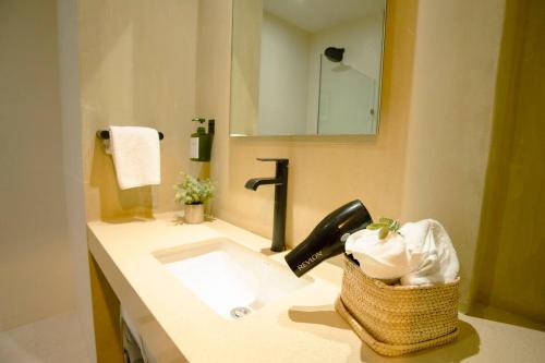 Cozy Studio Downtown with Pool Jacuzzi Coworking and Gym in Sayulita, Mexico
