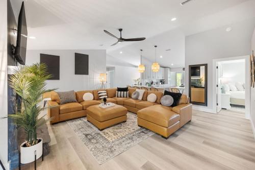 Vilano Rose Slps 24, 6Bds, 5 Bths, Pool, Wlk to Beach, Golf, Pets in St. Augustine, USA
