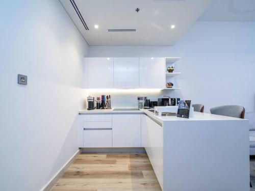 Cosy Modern Waterfront Studio in Maritime City in Dubai Maritime City