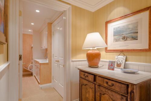 Lodge Apartments with Sun Valley Amenities - image 11