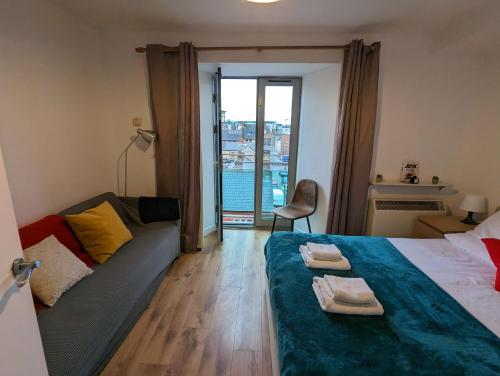 Spacious 3-Bed Apt in Dublin Center