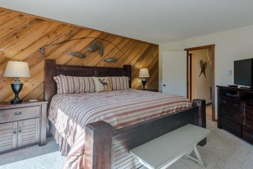 The Ridge On Golf Course with Elkhorn Amenities - image 2