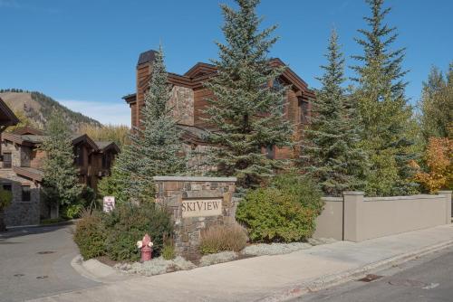 SkiView Townhomes on Trail Creek - image 9