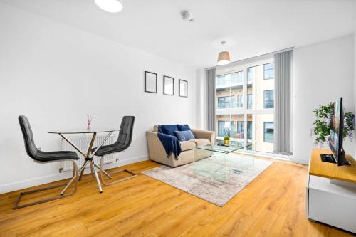 Birmingham City Centre Apartment -Fast Wifi - Netflix - JQ 404H, Birmingham (photo 2)