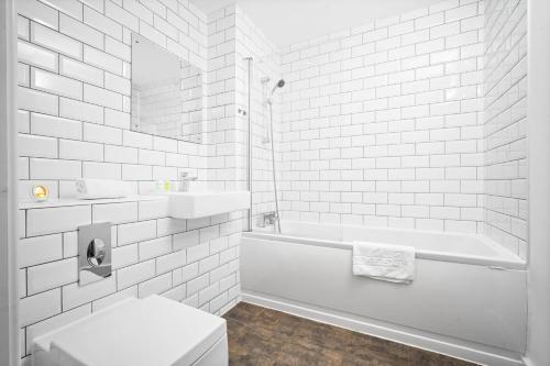 Birmingham City Centre Apartment -Fast Wifi - Netflix - JQ 404H, Birmingham (photo 7)