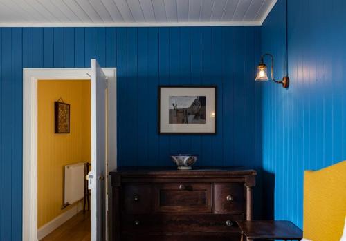 South Shore Cottage in Akarakle