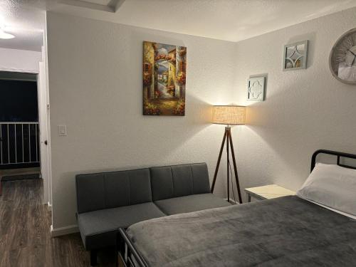 Queen Room with Garden View