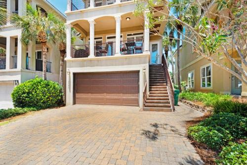 Summer Blast Pet friendly Golf cart INCLUDED – Destin, FL