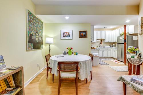 Charming Charlottesville Apt with Outdoor Space! Charming Charlottesville Apt with Outdoor Space!