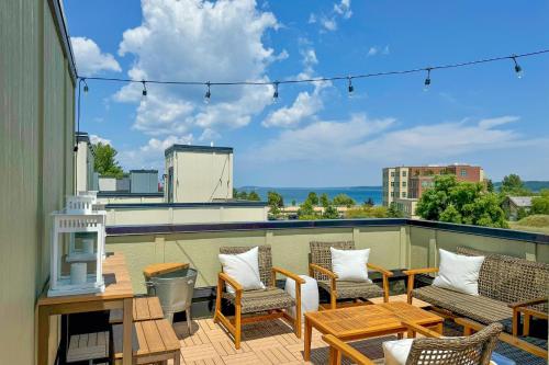 Lakeview Loft TC