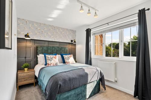 Modern 2-Bedroom House - Garden - Parking