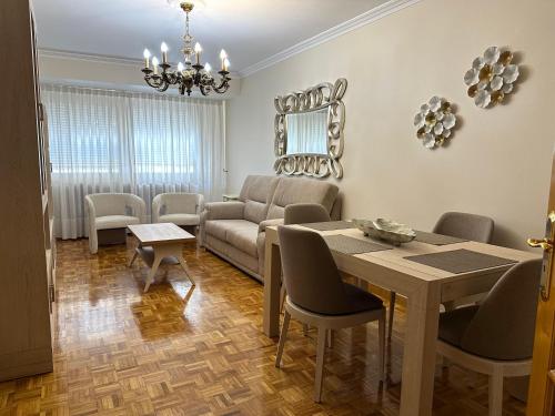  nice apartment Don Santiago in Santiago de Compostela