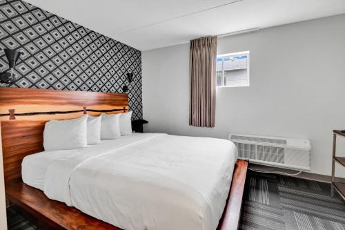 Holiday Shores Ascend Hotel Collection - image 9