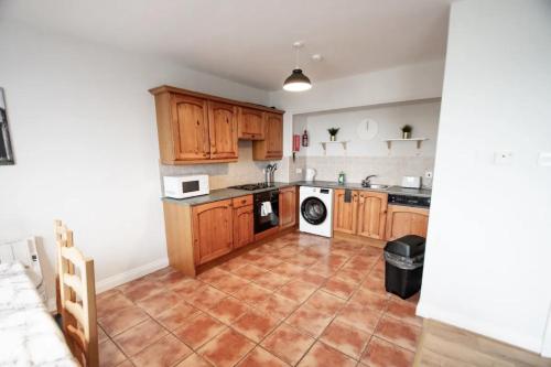Cosy, Cute and Modern Apartment steps to the beach in Bundoran