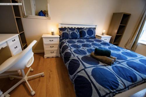 Cosy, Cute and Modern Apartment steps to the beach in Bundoran