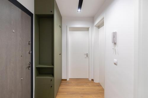 Prado Apartments 4