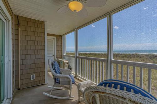 Raintree Villa Oceanfront Unit A1