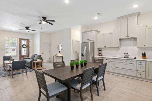 Collett Charm in Fort Worth, USA