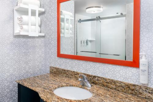 Hampton Inn & Suites Murfreesboro - image 9