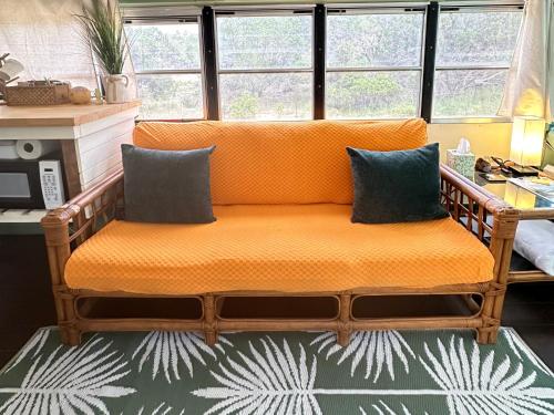 Bus with Pool and Starlink Internet on Tranquil 10 Acres in Dripping Springs, USA