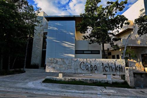 Exclusive 5-br Oasis Golf, Private Pool, Beach! in Akumal, Mexico