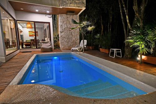 Exclusive 5-br Oasis Golf, Private Pool, Beach! in Akumal, Mexico