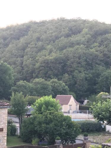 L'ancienne Cabine Postale in Меркус