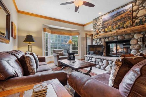 The Charter at Beaver Creek A320