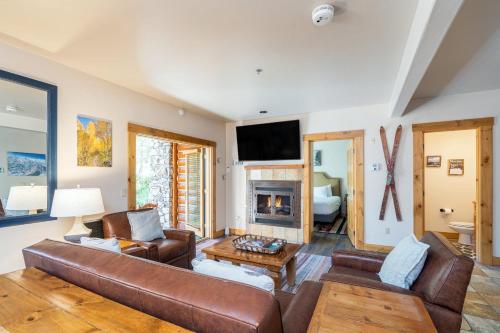 2BR Ski-In, Ski-Out Telluride Condo