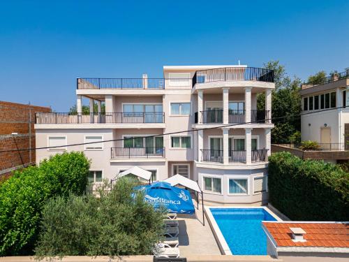 Tampilan eksterior, Luxury Villa Boričić (Luxury Villa Boricic) in Krimovica
