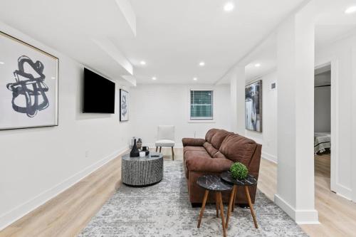 Luxury Living Minutes from Downtown 4 Bedroom Gem in Vine City