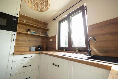 Konyha, Chata Ostravice pod Bučacím potokem (Chata Ostravice pod Bucacim potokem) in Ostravice