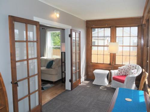Sailors Delight - Remodeled And Super Cute! in Manistee, USA
