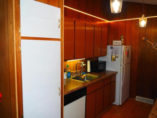 New! Namaste Here - Incredible Location! in Frankfort