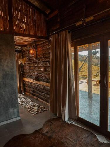 Cabanas do Paiol Texas Cabin Toledo MG in Pedra Bela