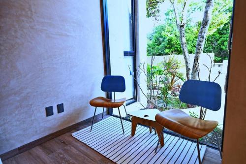 Luxury 5-br Oasis Golf, Private Pool, Beach! in Akumal, Mexico