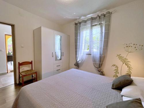 Two-Bedroom Apartment with Terrace image 10