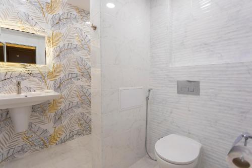 Central St Vitosha Apartment, Sofia (photo 7)