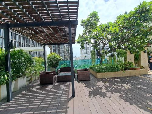Homemy Cozy room close to BTS Phrom Phong - 정원